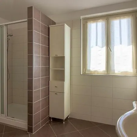 Lavanda With Private Pool, Beach 3km * Mednjan